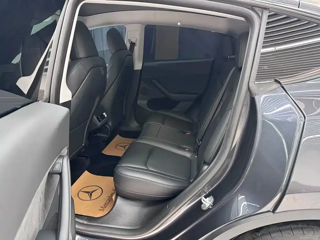 Tesla Model Y 2025 из CN, фото 9