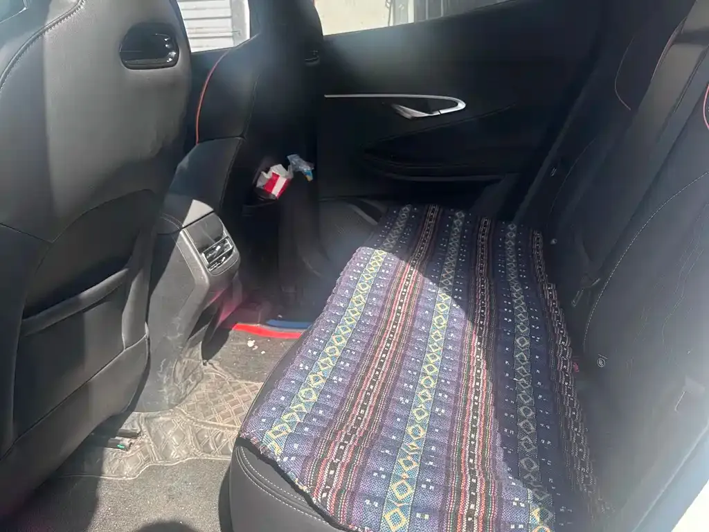 Changan UNI-T 2023 из CN, фото 6