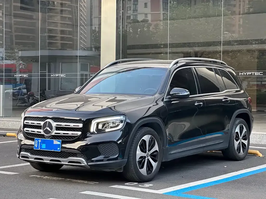 Mercedes-Benz GLB — фото 8