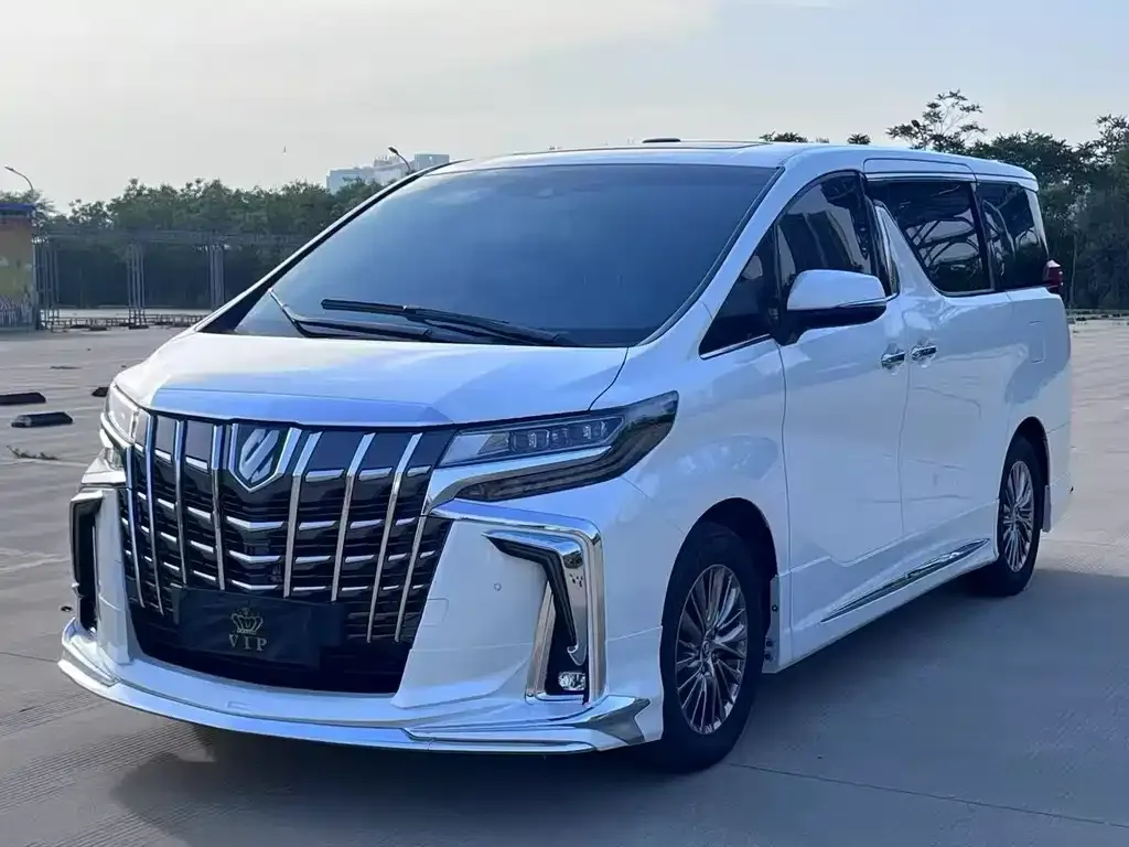 Toyota Alphard 2022 из CN, фото 1