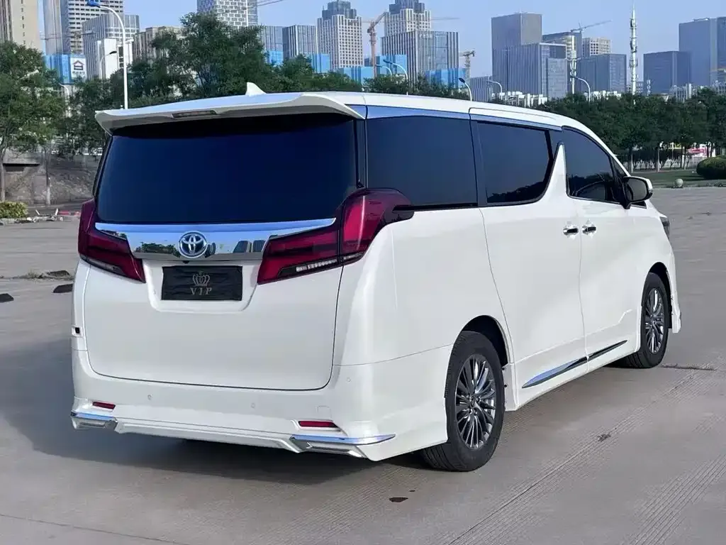 Toyota Alphard 2022 из CN, фото 5