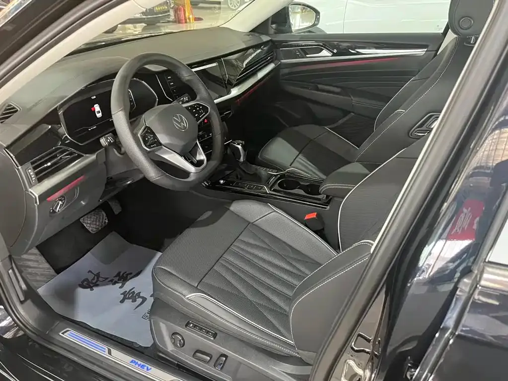 Volkswagen Passat New Energy 2023 из CN, фото 2