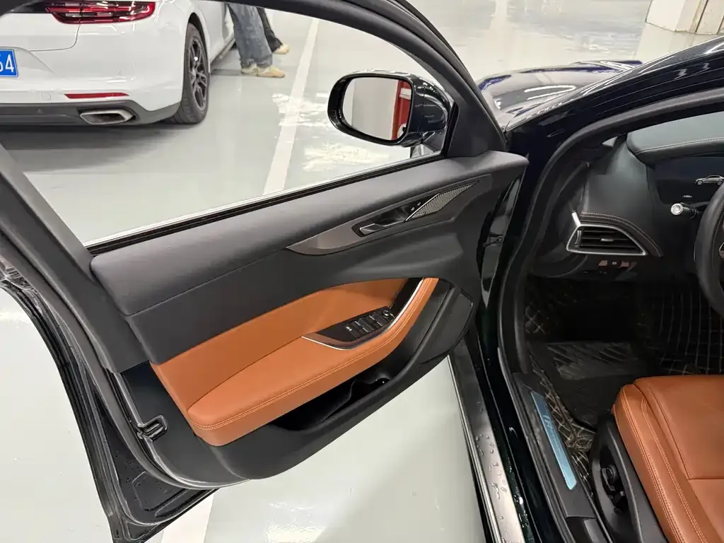 Jaguar XEL 2021 из CN, фото 7