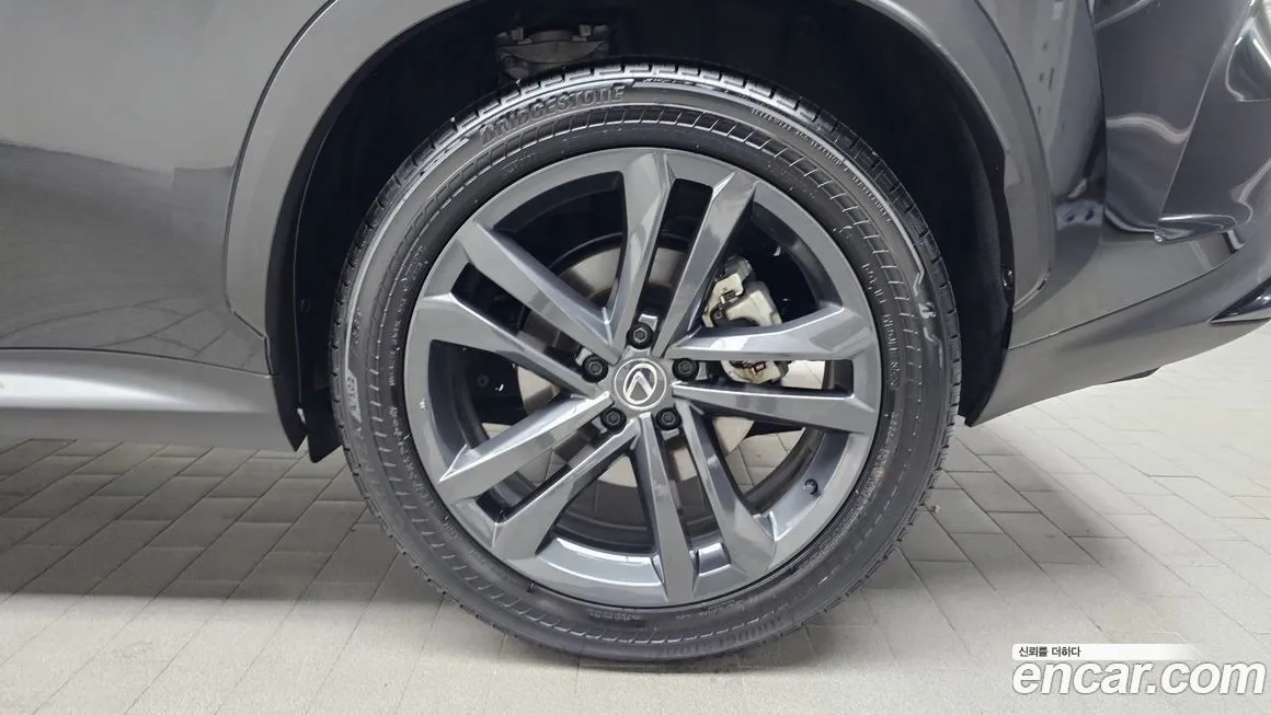 Lexus NX 2025 из KR, фото 2