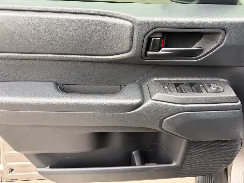 Toyota Prado 2024 из CN, фото 9