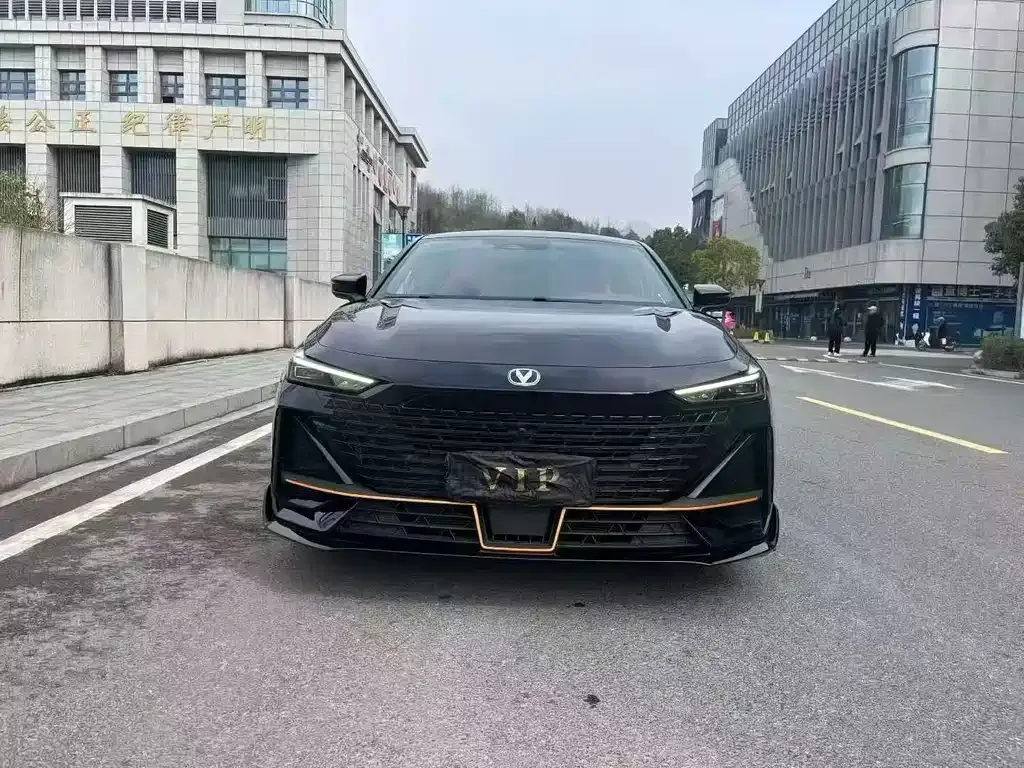 Changan UNI-V 2023 из CN, фото 3