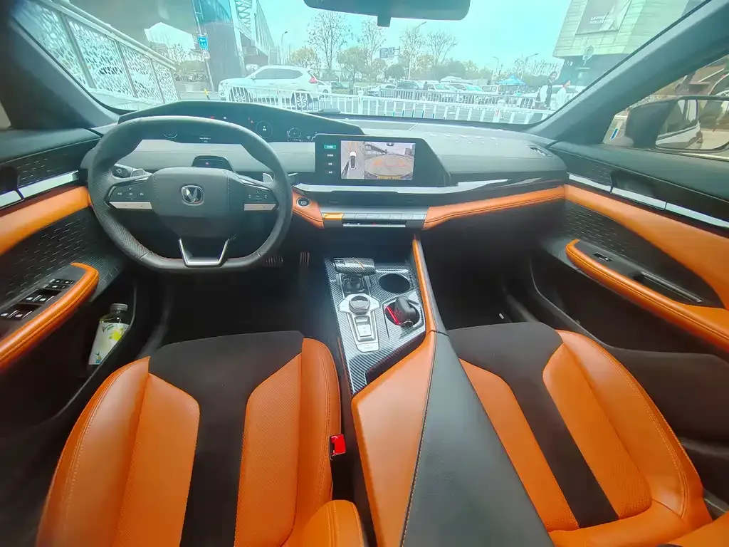 Changan UNI-V 2023 из CN, фото 4