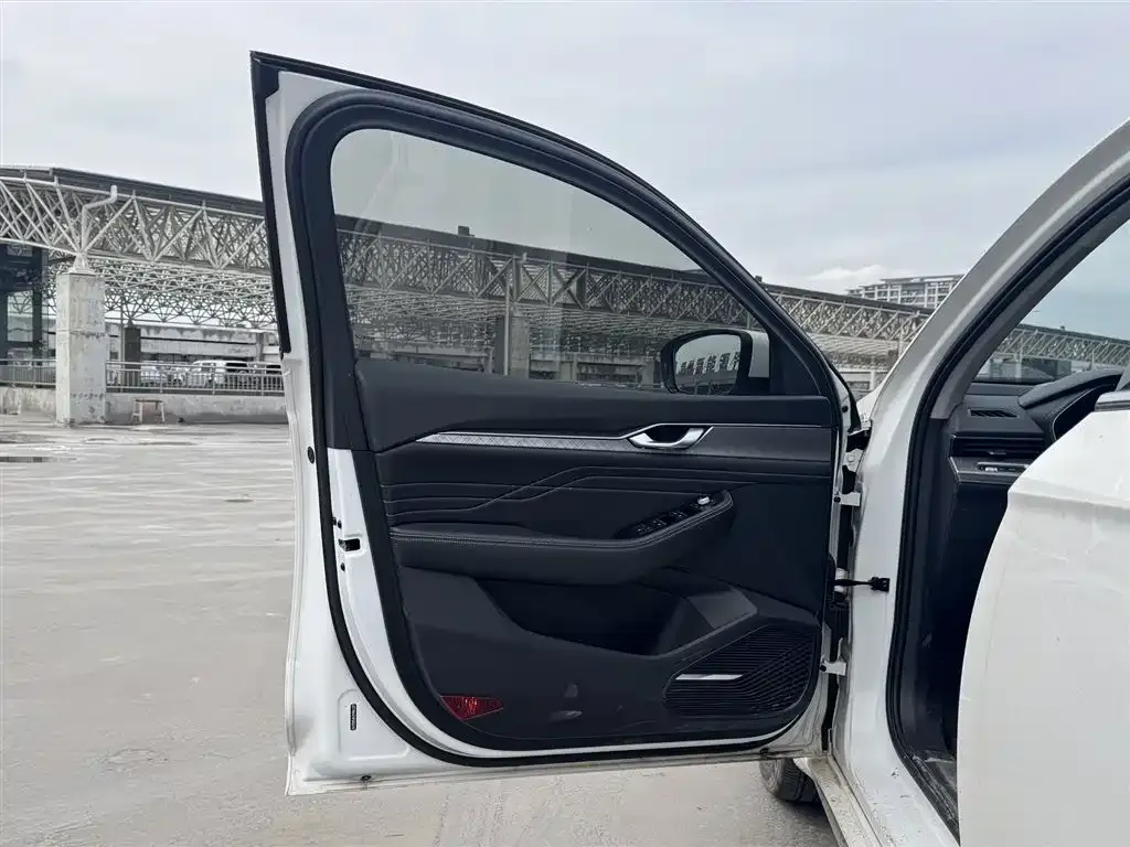 Geely Xingrui 2023 из CN, фото 4