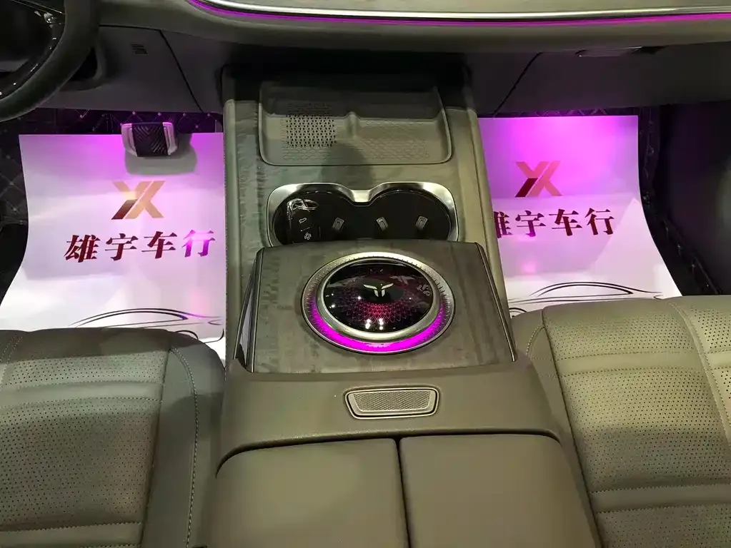 Hongqi Tiangong 08 2024 из CN, фото 10