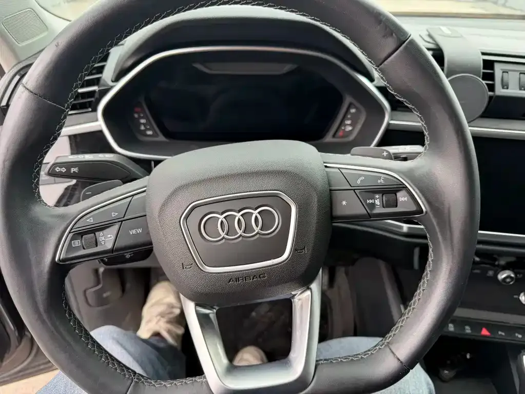 Audi Q3 2022 из CN, фото 3