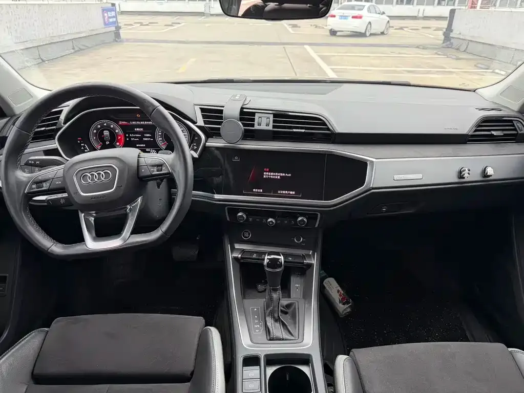 Audi Q3 2022 из CN, фото 9