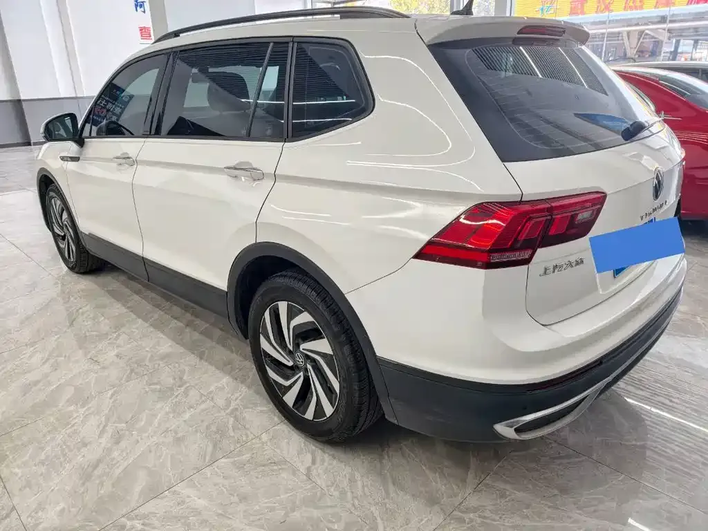 Volkswagen Tiguan L 2022 из CN, фото 8