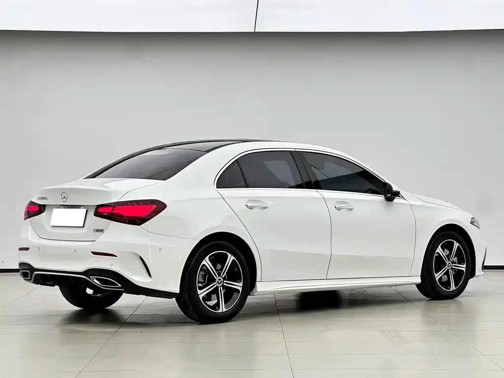 Mercedes-Benz A-Class — фото 5