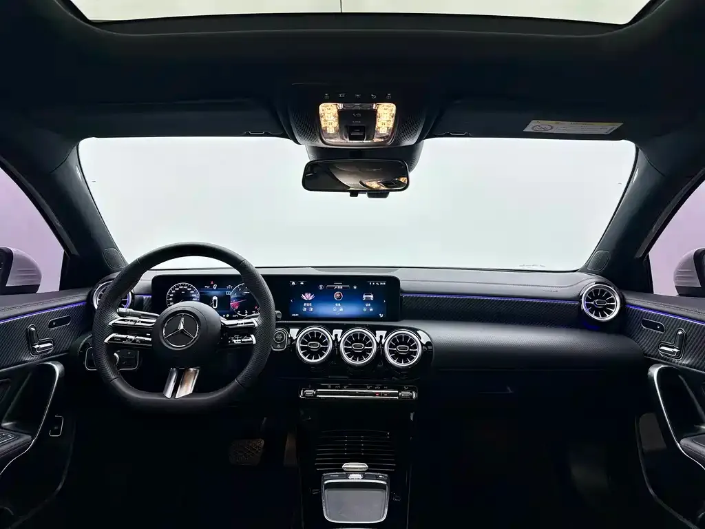 Mercedes-Benz A-Class — фото 6