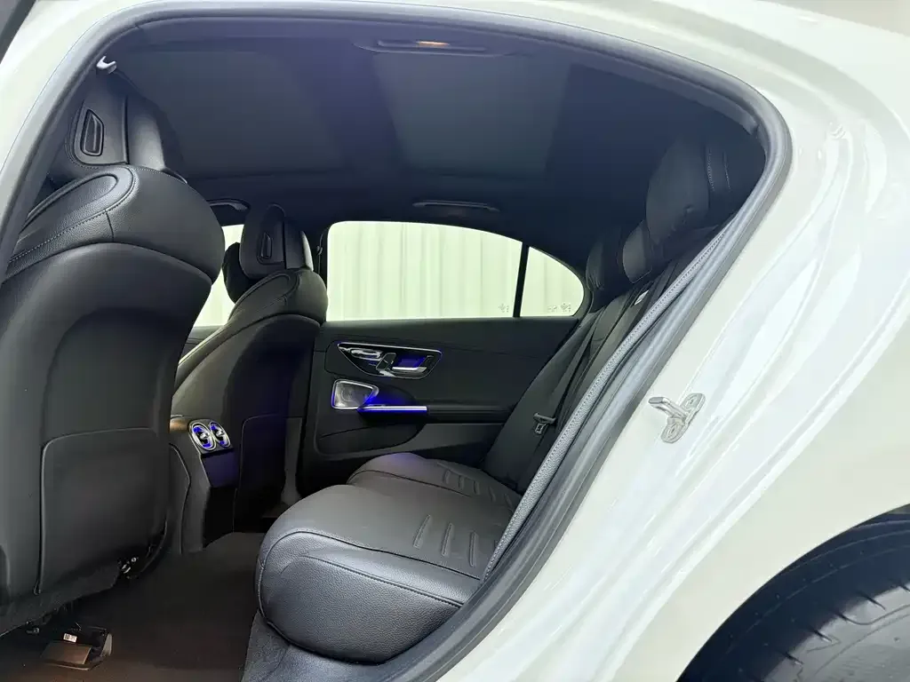 Mercedes-Benz C-Class 2024 из CN, фото 3