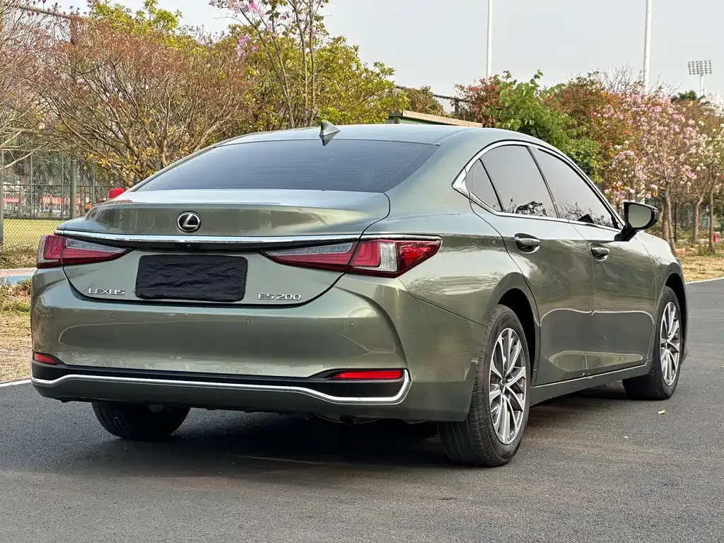 Lexus ES 2023 из CN, фото 4