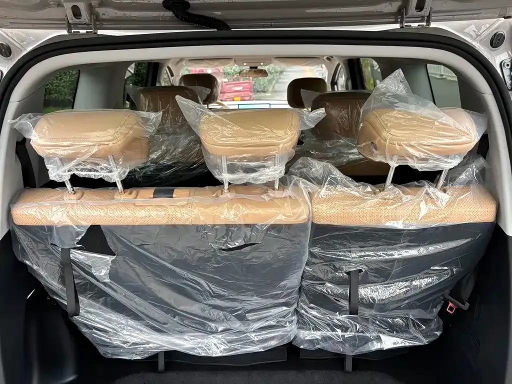 Wuling Starlight 730 New Energy — фото 3