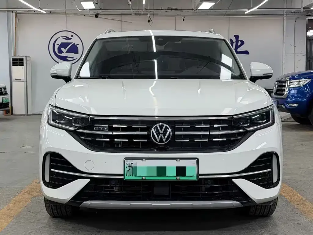 Volkswagen GTE PHEV 2024 из CN, фото 5