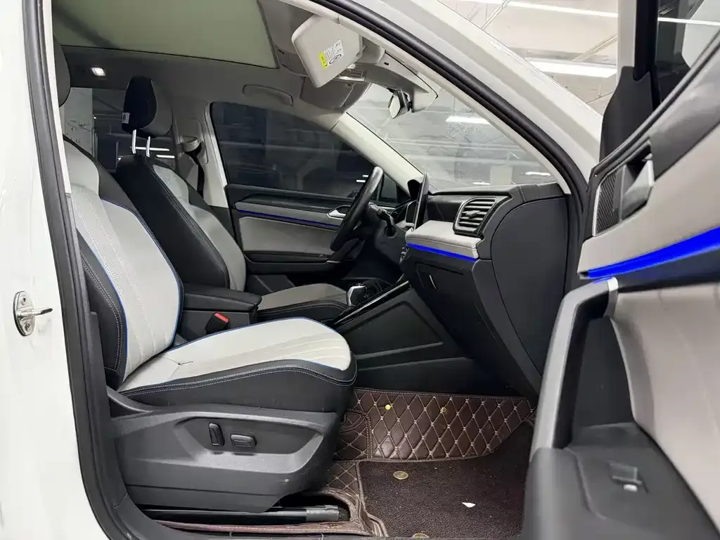 Volkswagen GTE PHEV 2024 из CN, фото 7