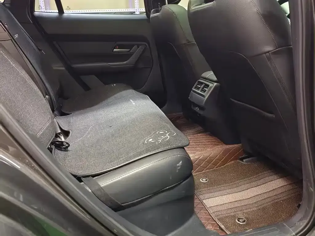 Mazda CX-50 2023 из CN, фото 8