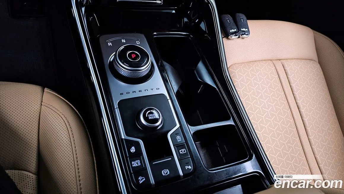 Kia Sorento — фото 8