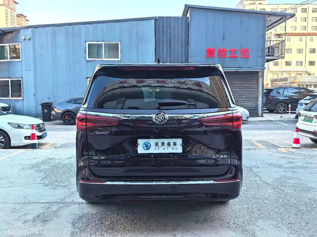 Buick GL8 2022 из CN, фото 7