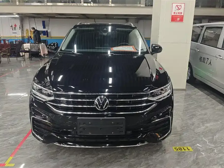 Volkswagen Tiguan L 2023 из CN, фото 9