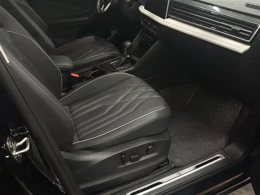 Volkswagen Tiguan L 2023 из CN, фото 8
