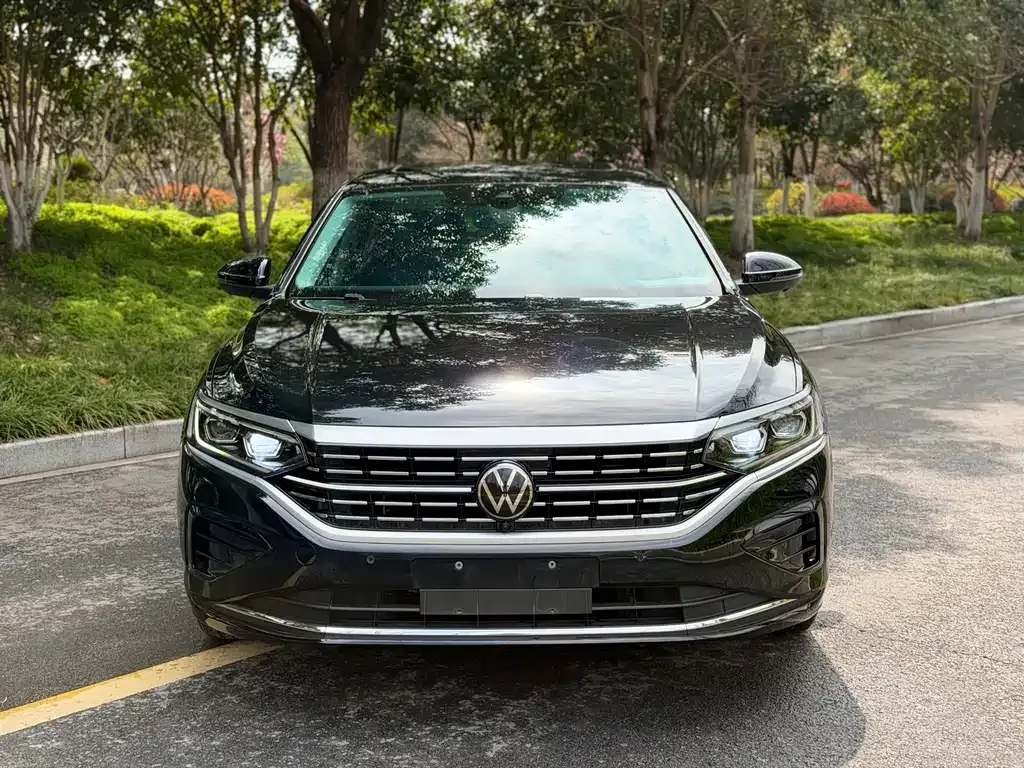 Volkswagen Passat — фото 10