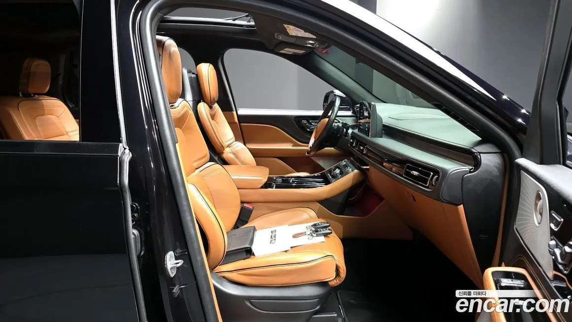 Lincoln Aviator 2023 из KR, фото 5