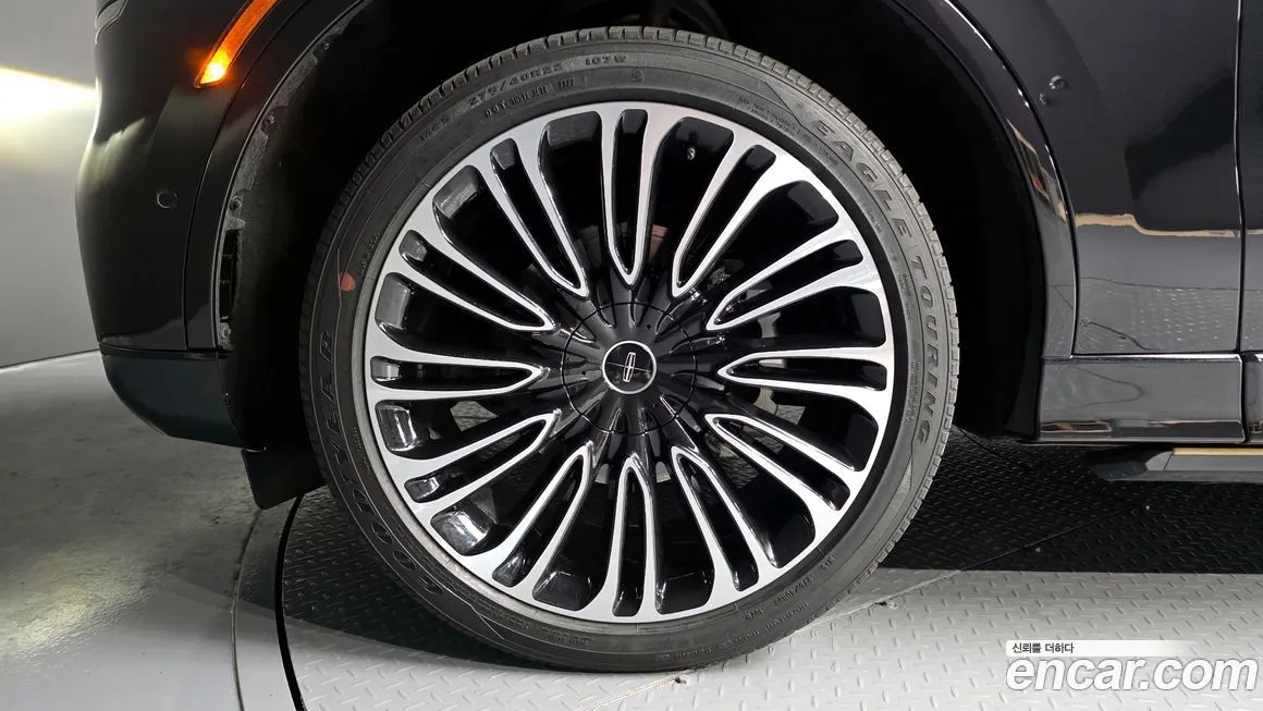 Lincoln Aviator 2023 из KR, фото 4