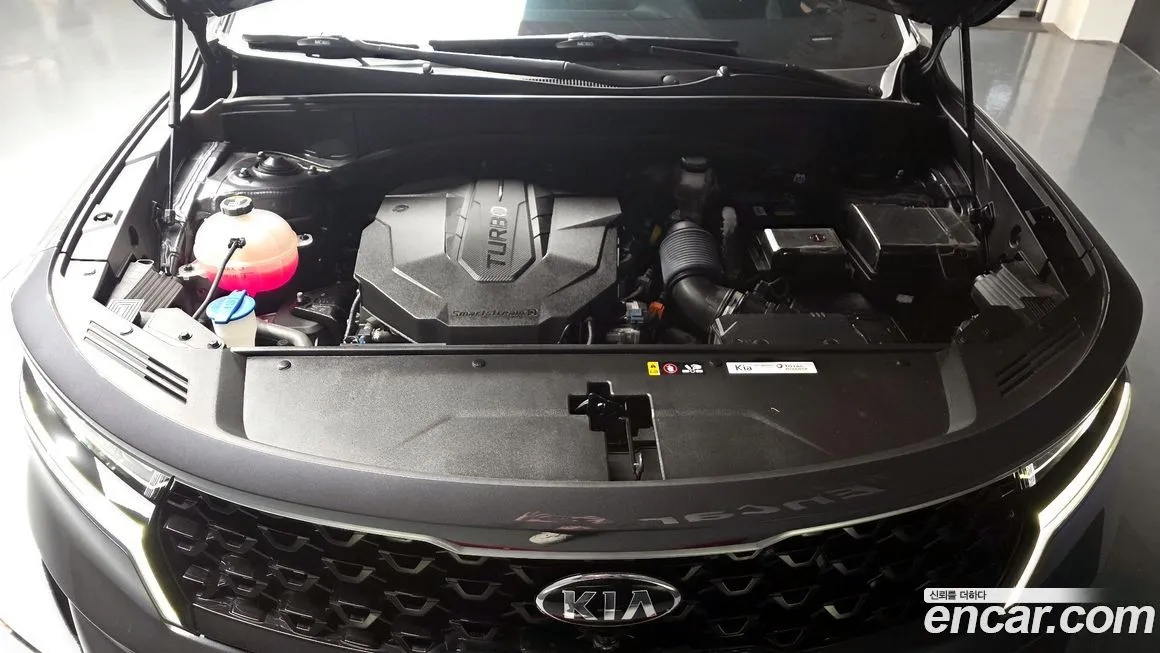 Kia Sorento — фото 4