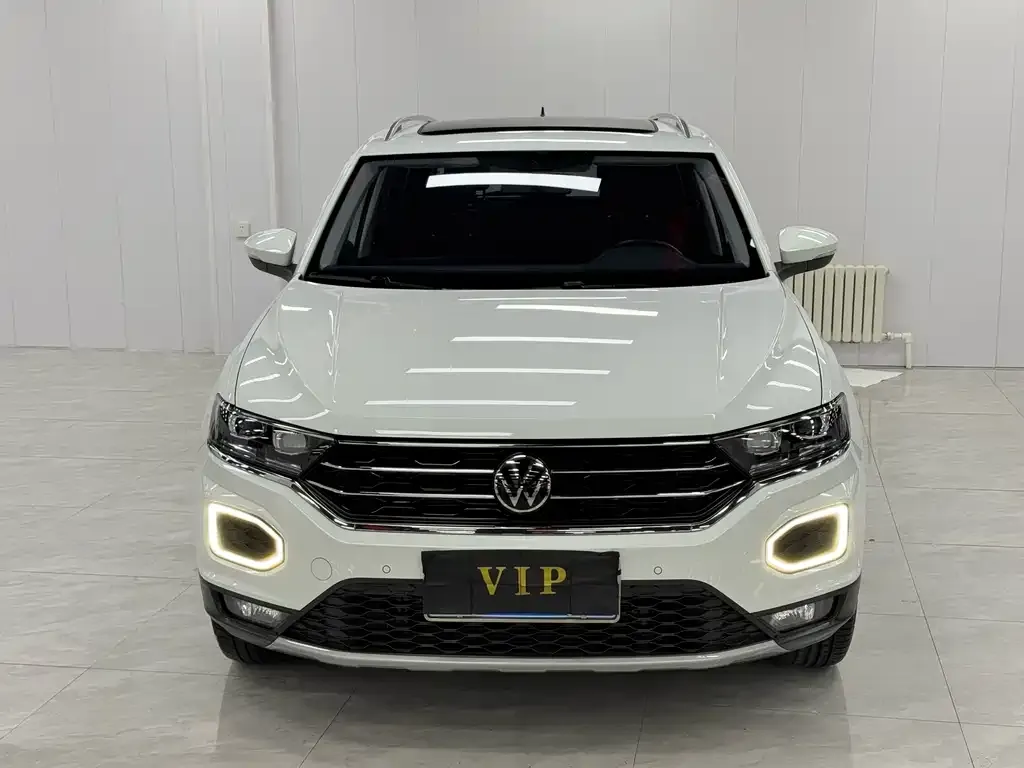 Volkswagen T-Roc — фото 4