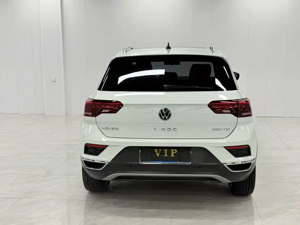 Volkswagen T-Roc — фото 3