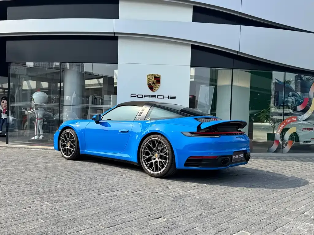 Porsche 911 2021 из CN, фото 7