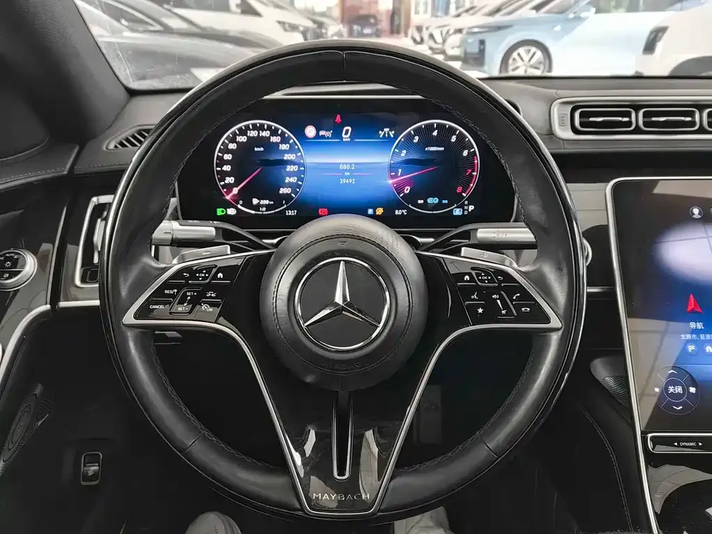 Mercedes-Benz S-Class — фото 8