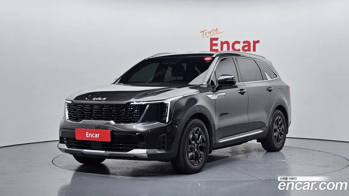 Kia Sorento — фото 1