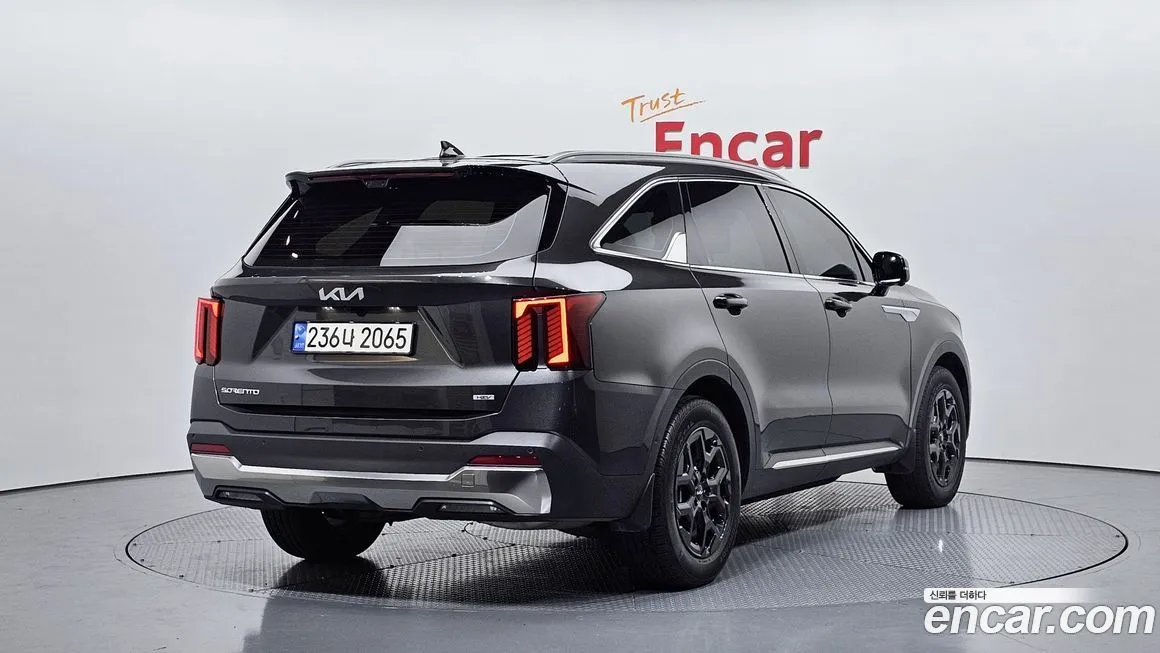 Kia Sorento — фото 7