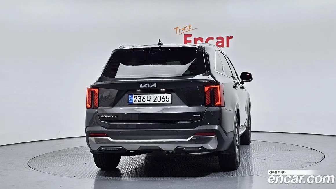 Kia Sorento — фото 4