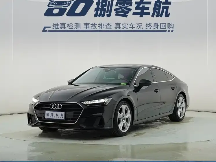 Audi A7 — фото 1