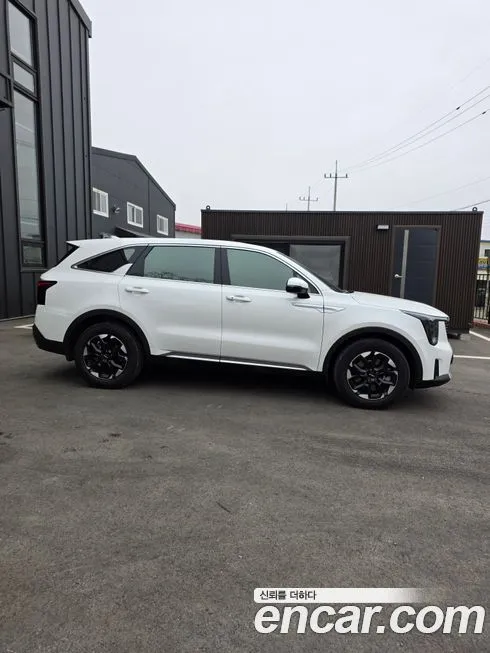 Kia Sorento — фото 8