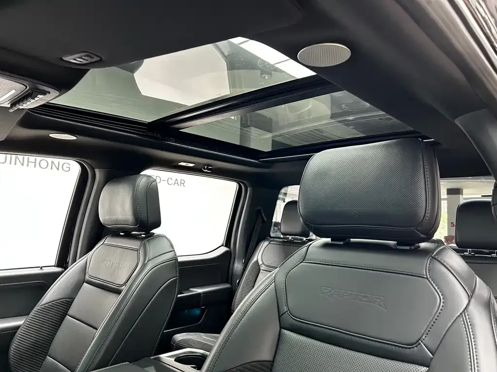 Ford F-150 Raptor — фото 9