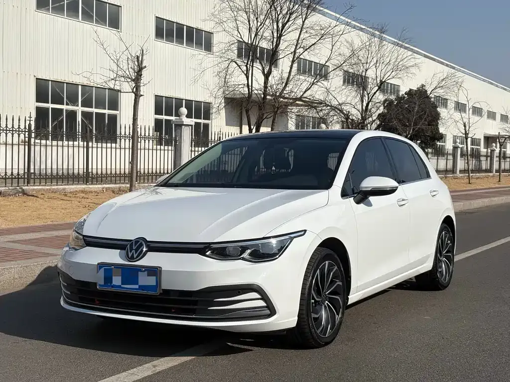 Volkswagen Golf 2022 из CN, фото 9
