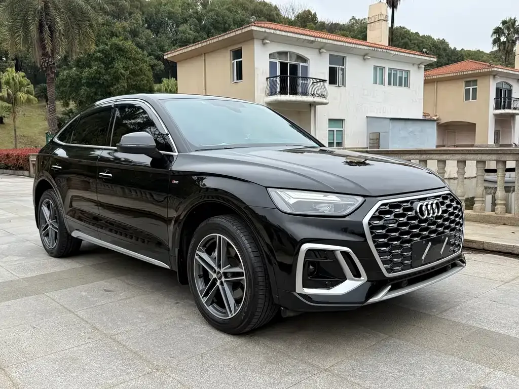 Audi Q5L Sportback 2022 из CN, фото 7