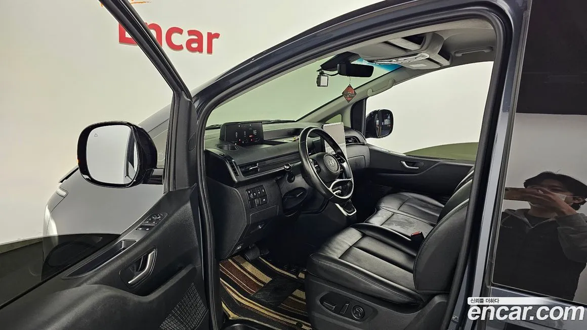 Hyundai Staria 2022 из KR, фото 3