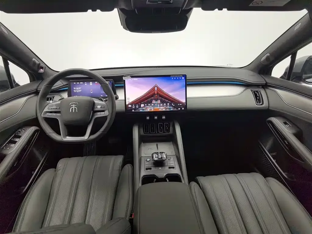 BYD L EV 2025 из CN, фото 5