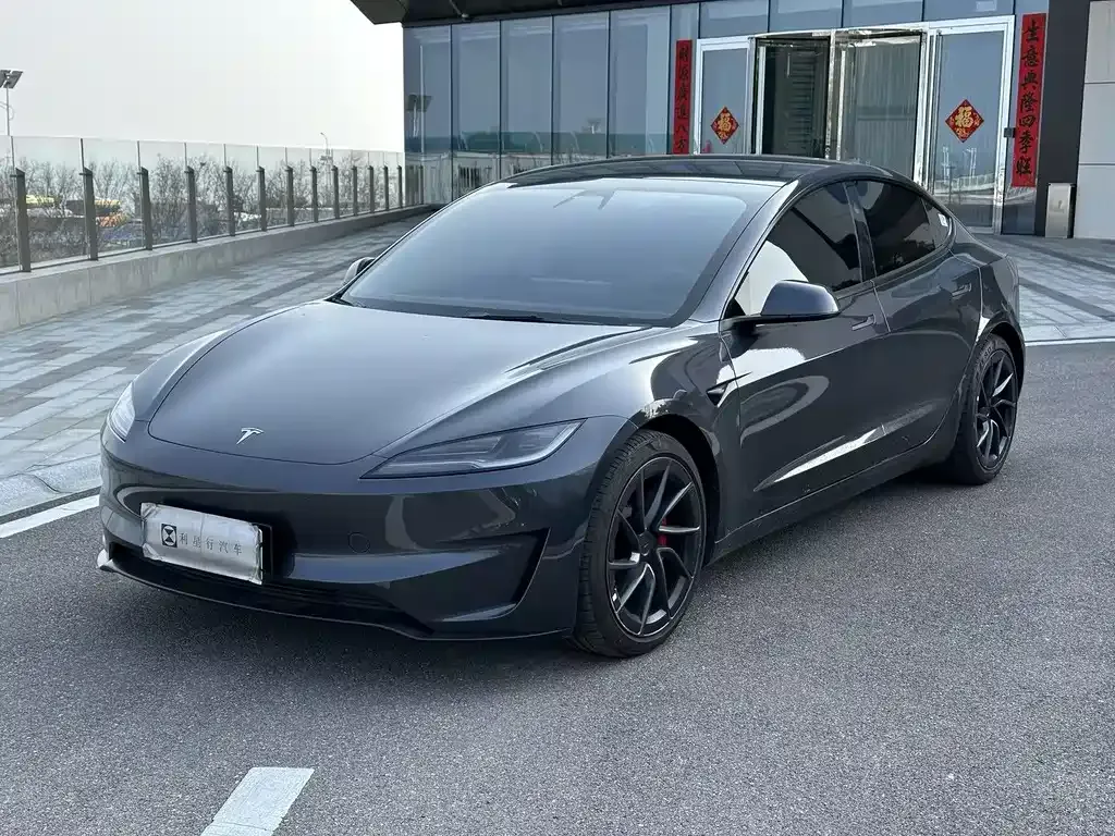 Tesla Model 3 2025 из CN, фото 4