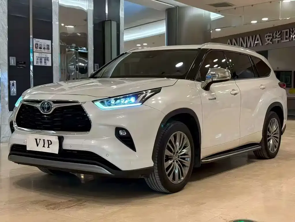 Toyota Highlander 2022 из CN, фото 1