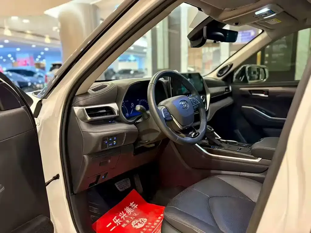Toyota Highlander 2022 из CN, фото 9