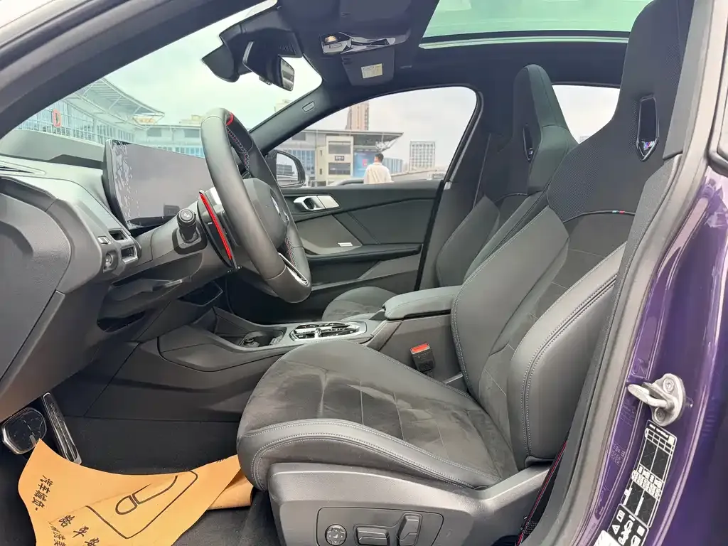 BMW M235L 2025 из CN, фото 9